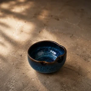 MIDNIGHT DAISY SERVING BOWL SMALL